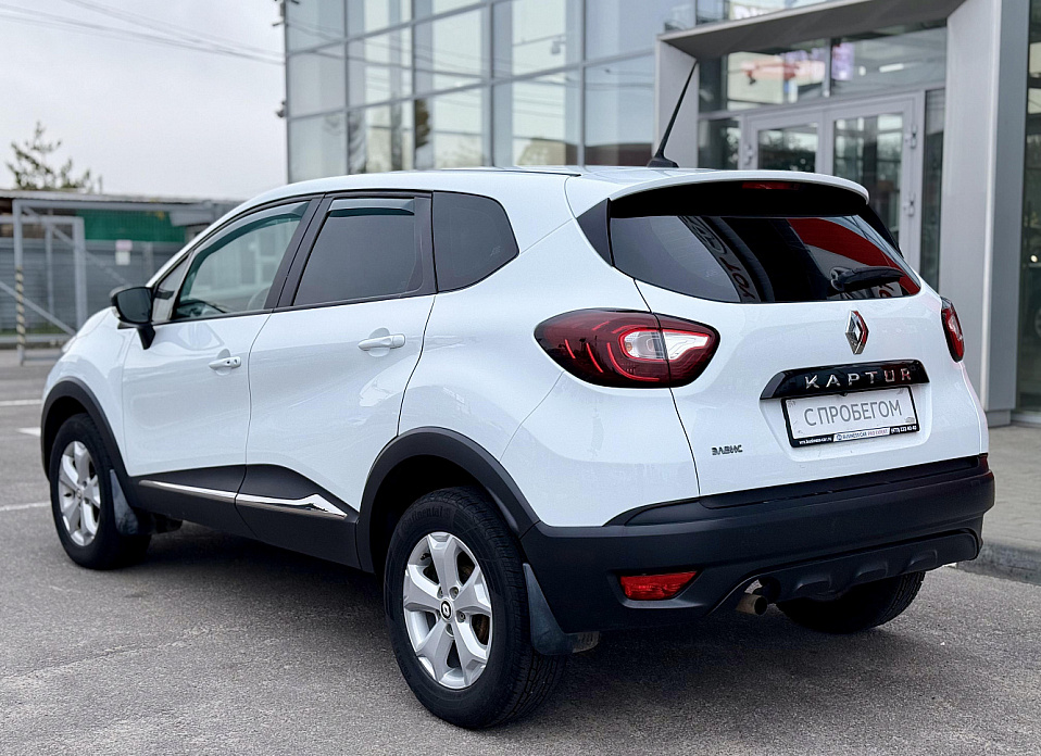 Renault Kaptur, I Рестайлинг 1.6 MT (114 л.с.)