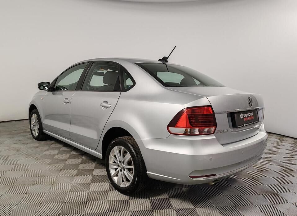 Volkswagen Polo, V Рестайлинг 1.6 MT (110 л.с.)