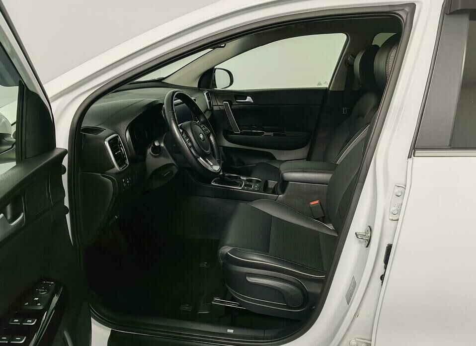 Kia Sportage 2.4 AT (184 л.с.) 4WD