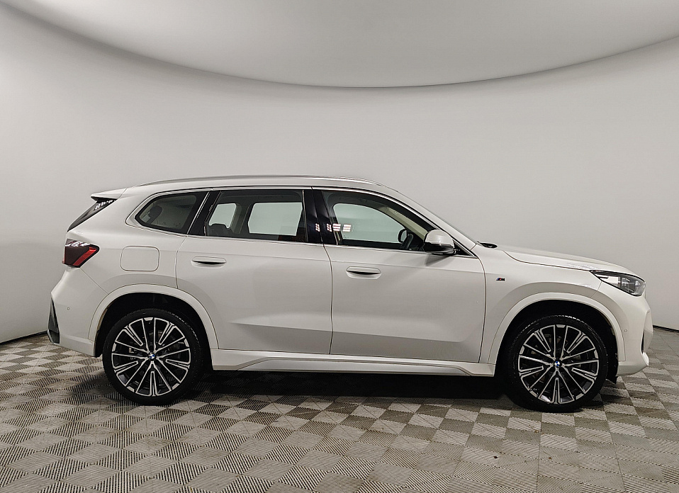 BMW X1, III (U11/U12) 25Li xDrive 2.0 AMT (204 л.с.) 4WD