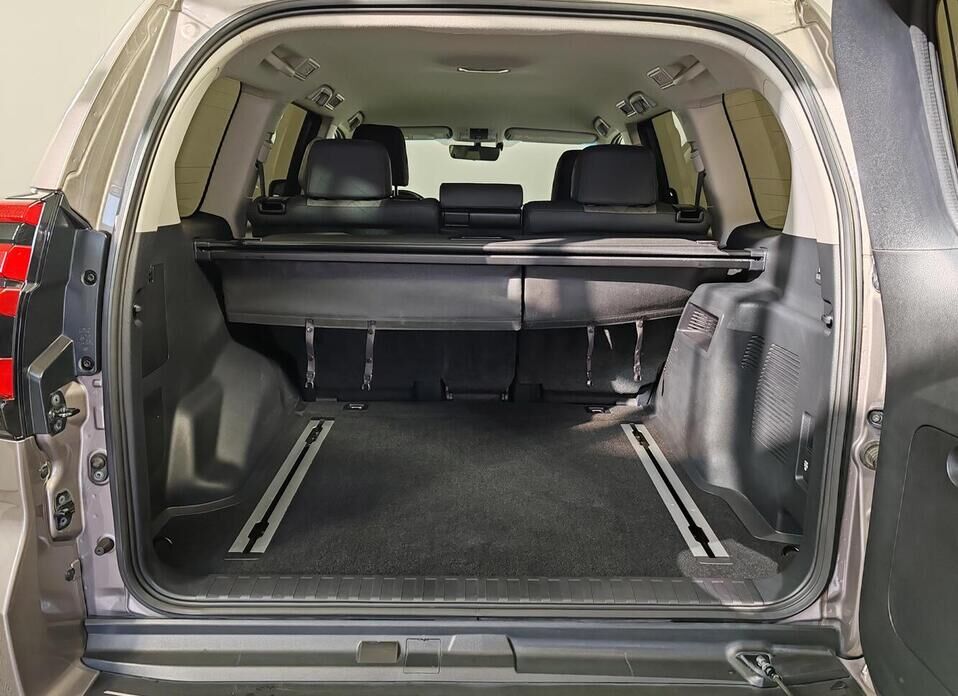 Toyota Land Cruiser Prado 2.8d AT (177 л.с.) 4WD