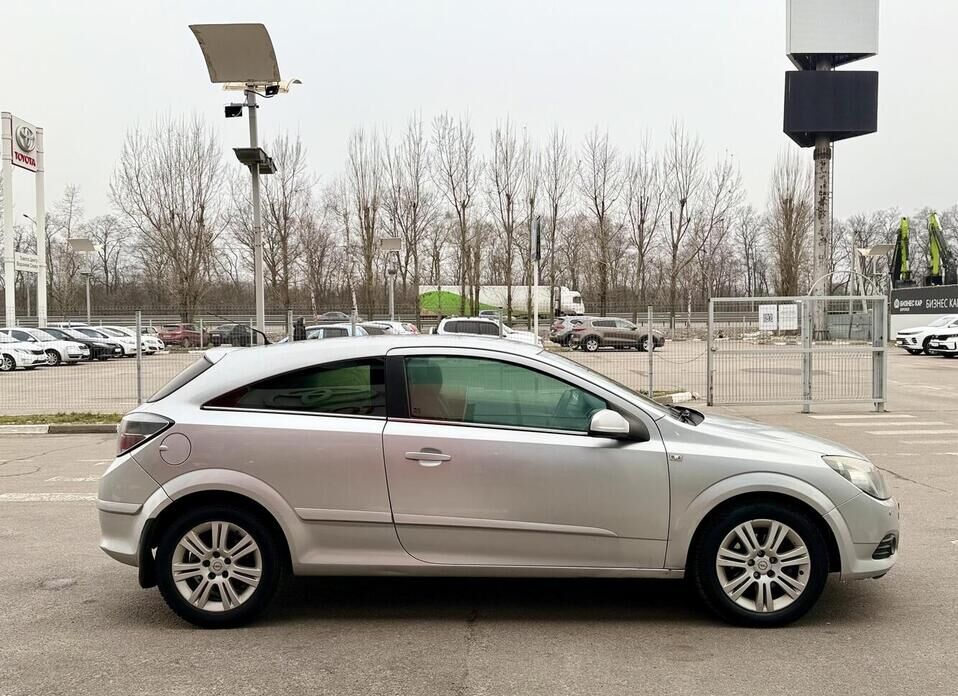 Opel Astra, H Рестайлинг GTC 1.8 AT (140 л.с.)