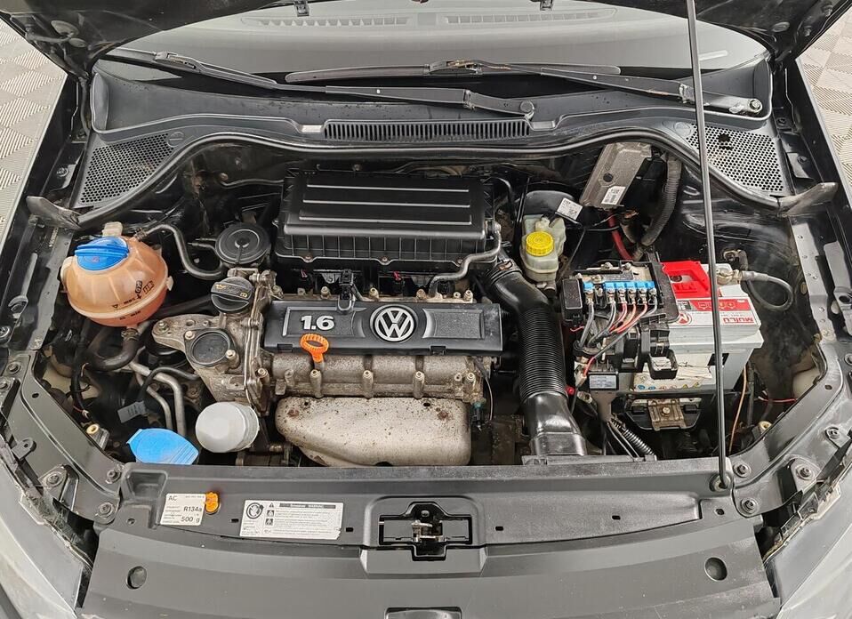 Volkswagen Polo, V 1.6 MT (105 л.с.)