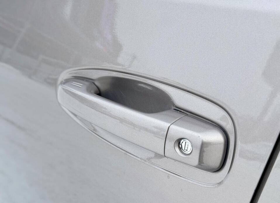 Toyota Land Cruiser Prado, 150 Series Рестайлинг 2 2.8d AT (204 л.с.) 4WD