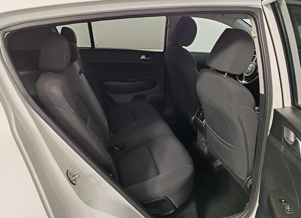 Kia Sportage 2.0 AT (150 л.с.) 4WD