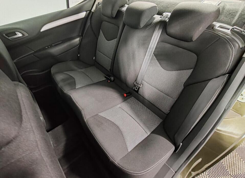 Citroen C4, II 1.6 AT (120 л.с.)