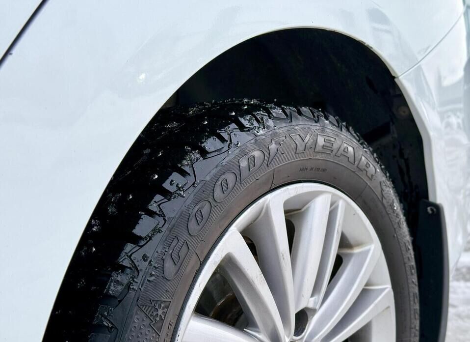 Citroen C4, II 1.6 MT (115 л.с.)