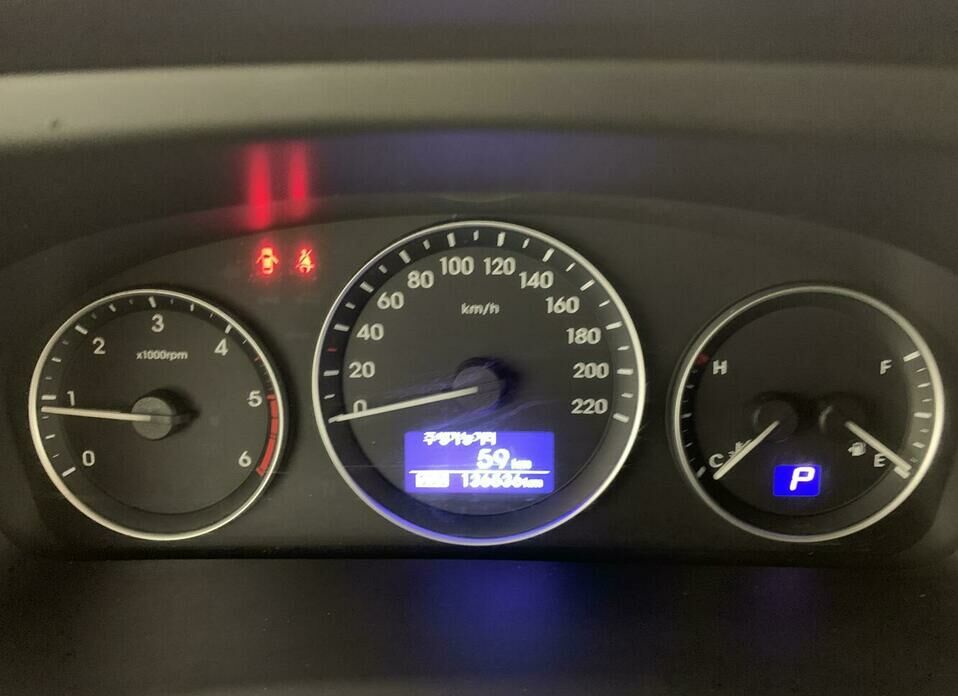 Hyundai Grand Starex 2.5d AT (175 л.с.)