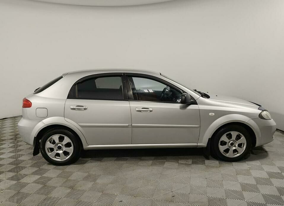 Chevrolet Lacetti 1.4 MT (94 л.с.)
