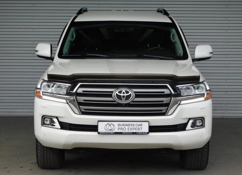 Toyota Land Cruiser, 200 Series Рестайлинг 2 4.5d AT (249 л.с.) 4WD