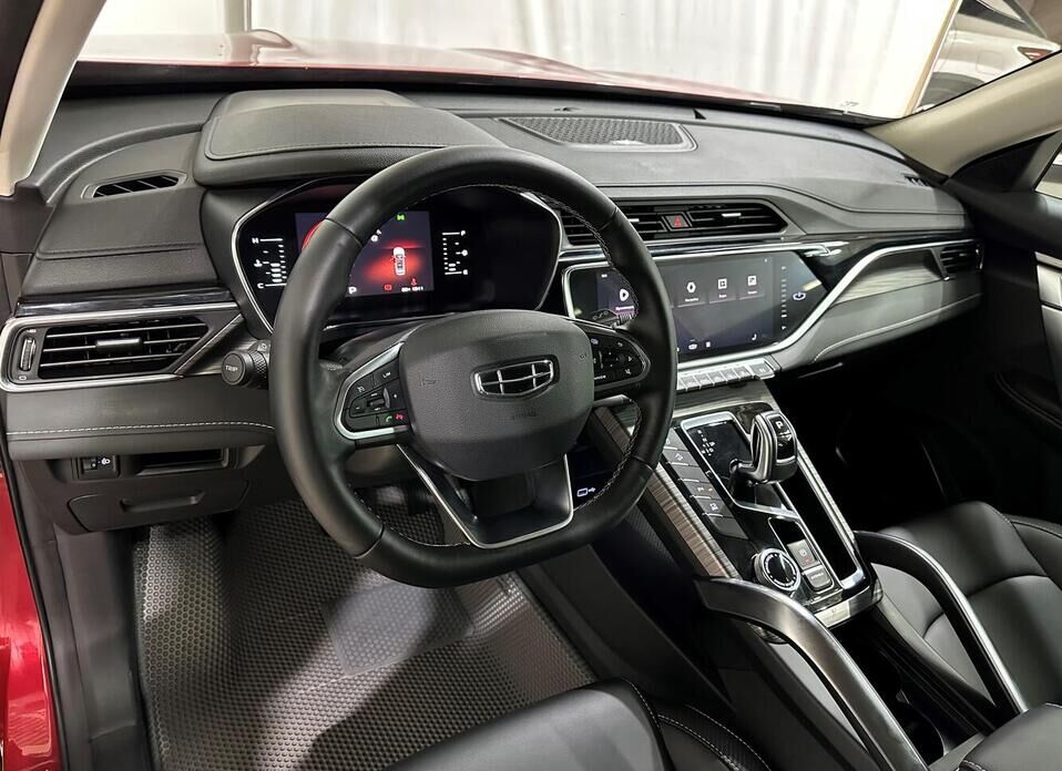 Geely Atlas Pro 1.5 AT (150 л.с.)