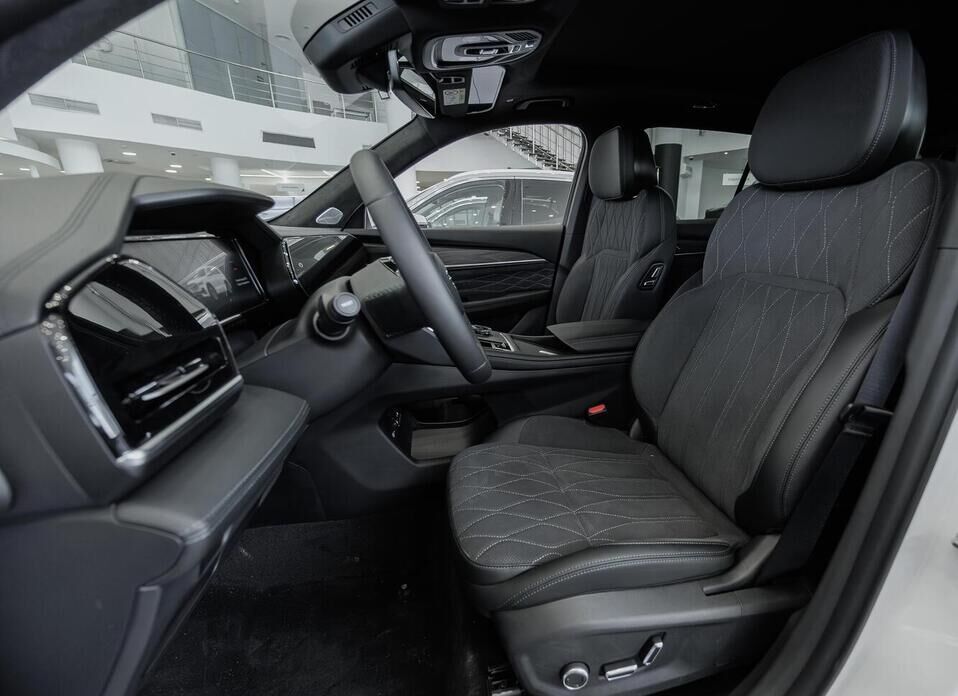 Geely Monjaro, I 2.0 AT (238 л.с.) 4WD