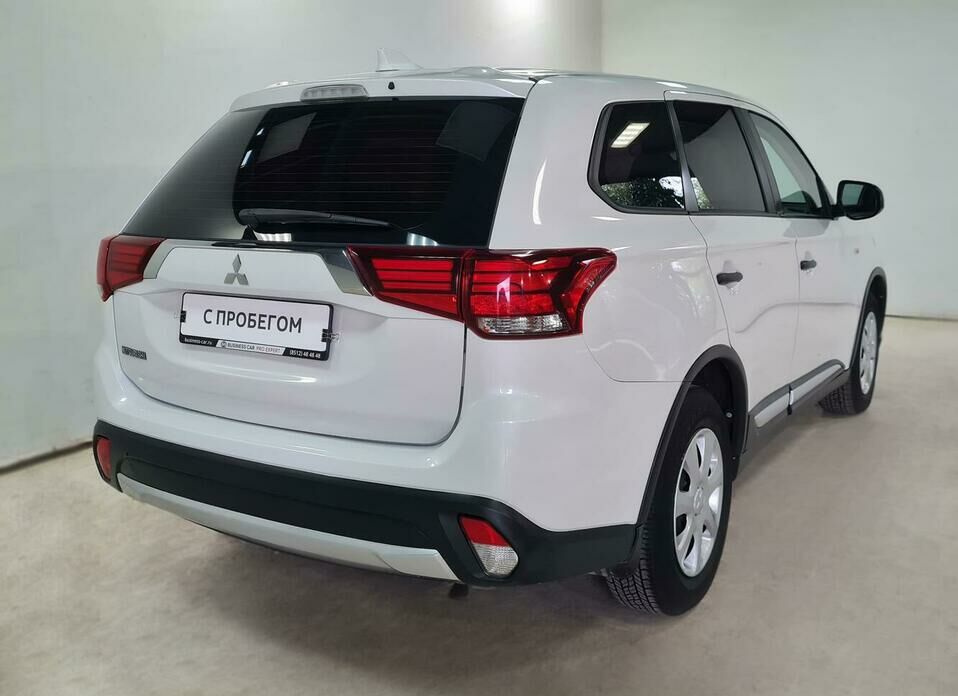 Mitsubishi Outlander 2.0 CVT (146 л.с.)