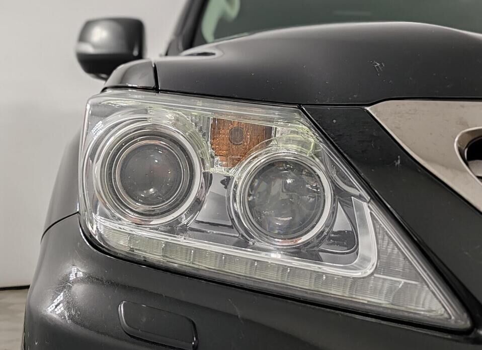 Lexus LX, III Рестайлинг 570 5.7 AT (367 л.с.) 4WD