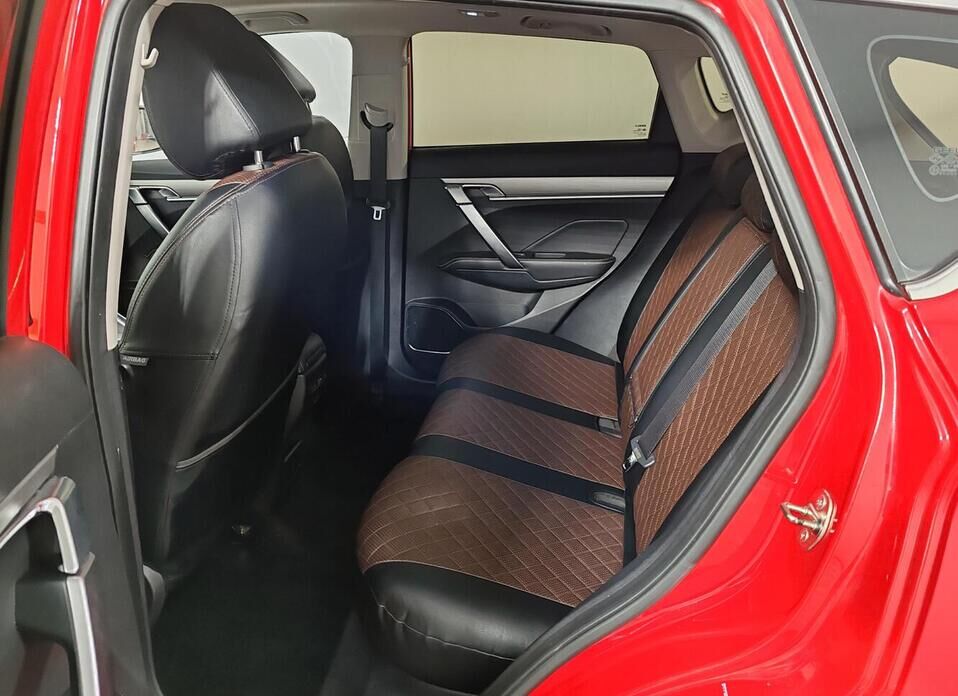 Geely Coolray, I 1.5 AMT (150 л.с.)