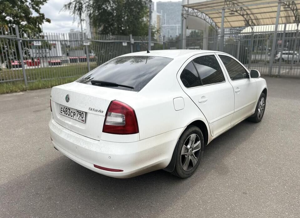 Skoda Octavia, II (A5) Рестайлинг 1.8 AT (152 л.с.)