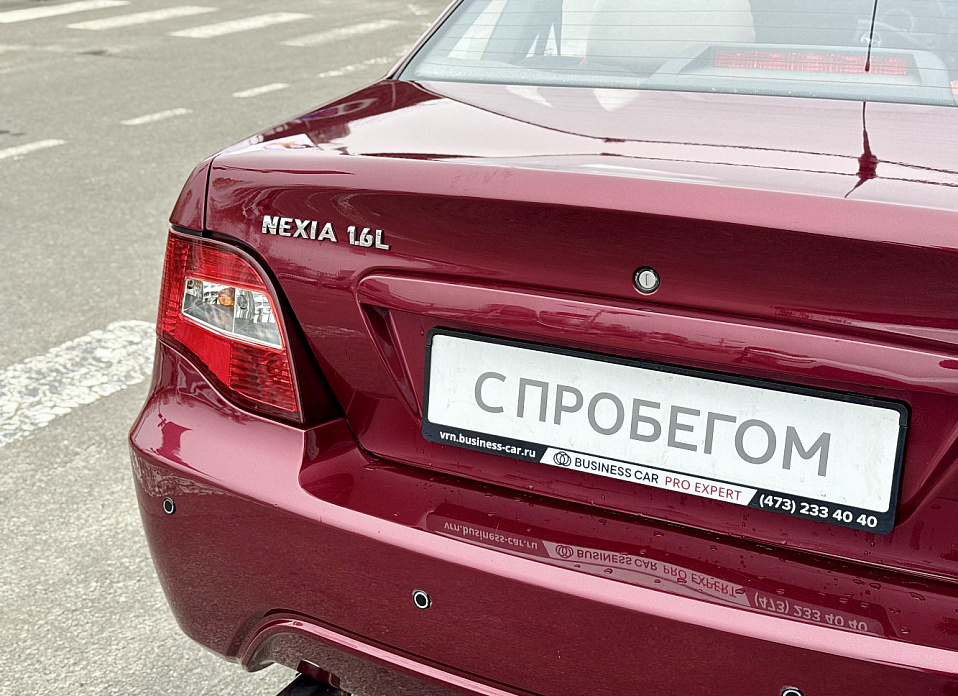 Daewoo Nexia, I Рестайлинг 1.5 MT (80 л.с.)