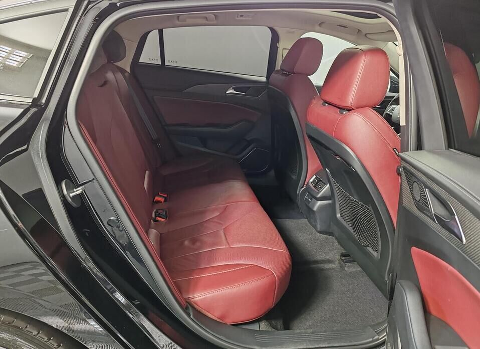 Hongqi H5, I 1.8 AT (197 л.с.)