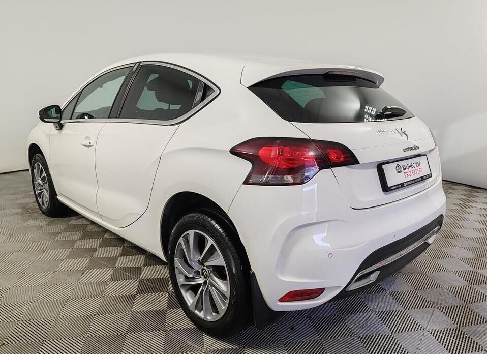 Citroen DS4 1.6 AT (150 л.с.)
