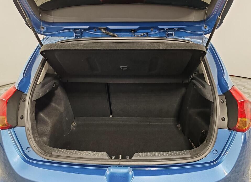 Kia Ceed 1.6 AT (129 л.с.)