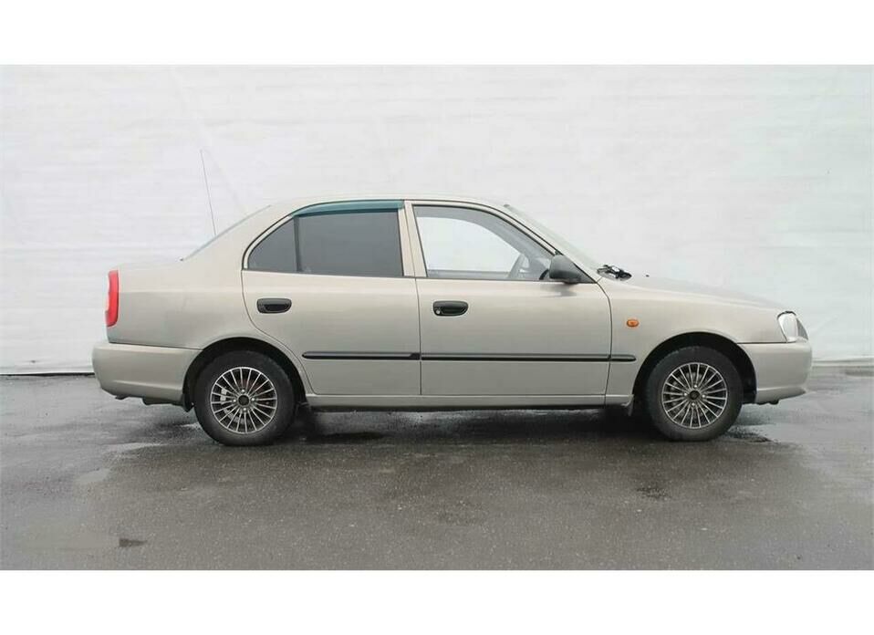 Hyundai Accent 1.5 AT (102 л.с.)