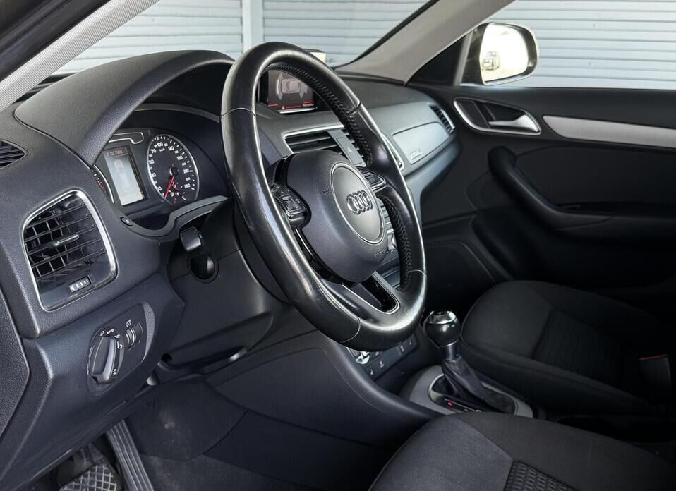 Audi Q3, I (8U) 2.0 AMT (170 л.с.) 4WD