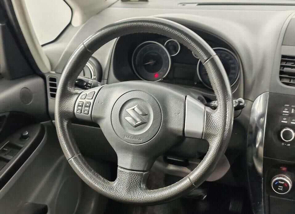 Suzuki SX4, I (Classic) Рестайлинг 1.6 AT (112 л.с.)