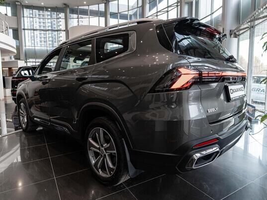 Geely Okavango