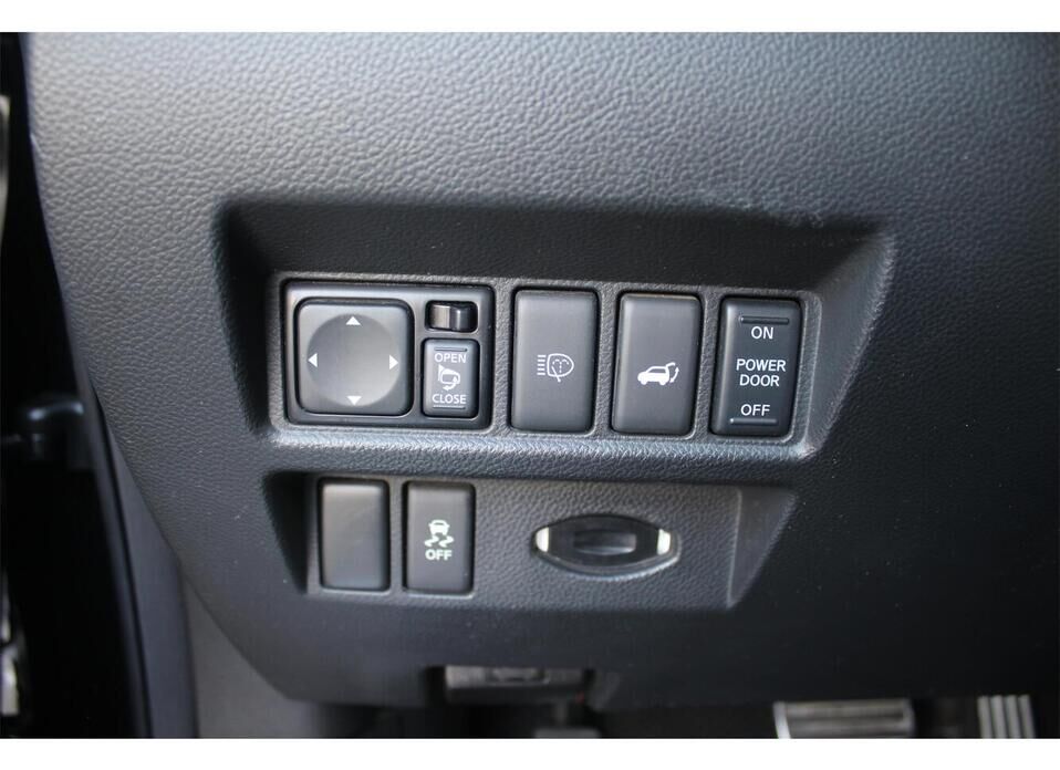 Infiniti FX FX37 3.7 AT (333 л.с.) 4WD