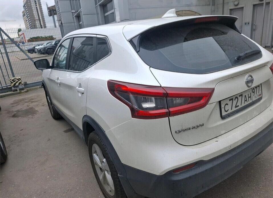 Nissan Qashqai, II Рестайлинг 2.0 CVT (144 л.с.) 4WD