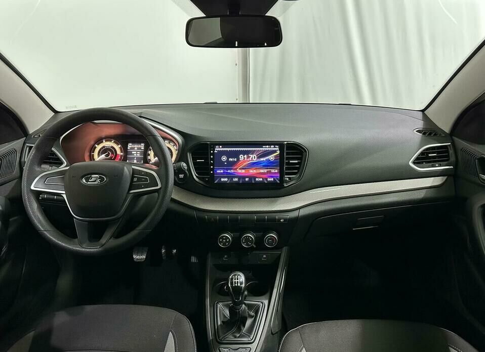 LADA (ВАЗ) Vesta 1.6 MT (90 л.с.)