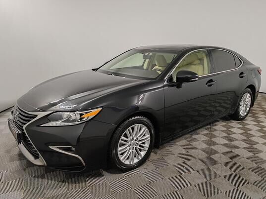Lexus ES, 2017&nbsp;г., 49&nbsp;284&nbsp;км