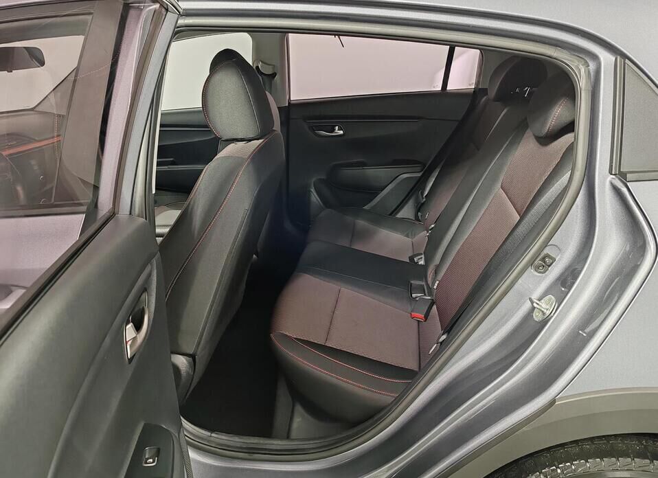 Kia Rio, IV 1.6 AT (123 л.с.)