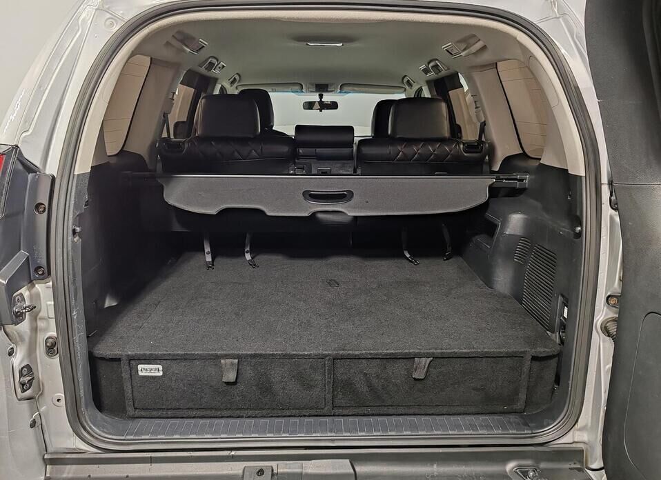 Toyota Land Cruiser Prado, 150 Series Рестайлинг 2 2.8d AT (177 л.с.) 4WD