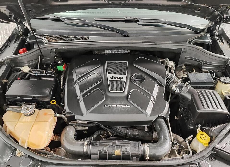 Jeep Grand Cherokee, IV (WK2) Рестайлинг 3.0d AT (243 л.с.) 4WD