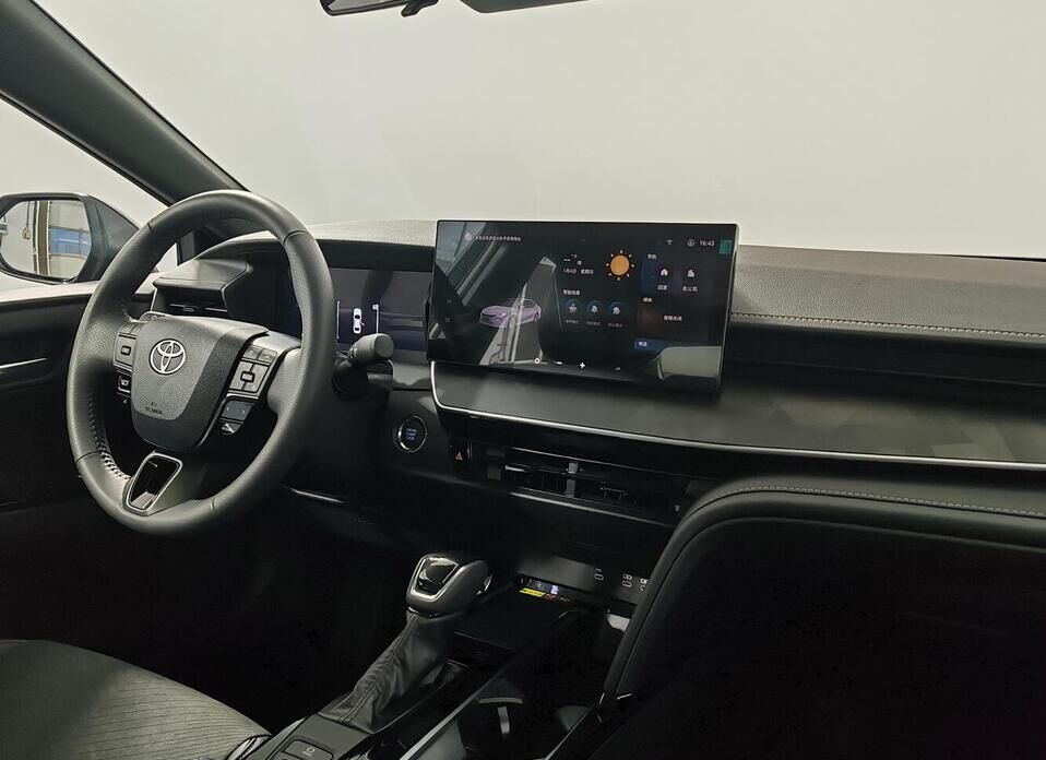 Toyota Camry, IX (XV80) China Market 2.0 CVT (173 л.с.)