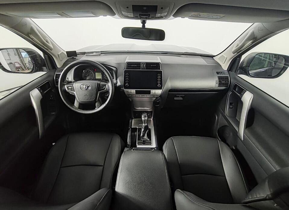 Toyota Land Cruiser Prado, 150 Series Рестайлинг 3 2.7 AT (163 л.с.) 4WD