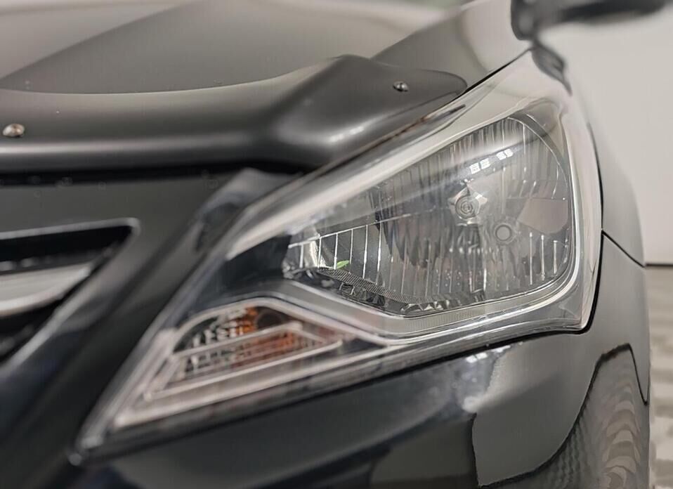 Hyundai Solaris, I Рестайлинг 1.6 AT (123 л.с.)