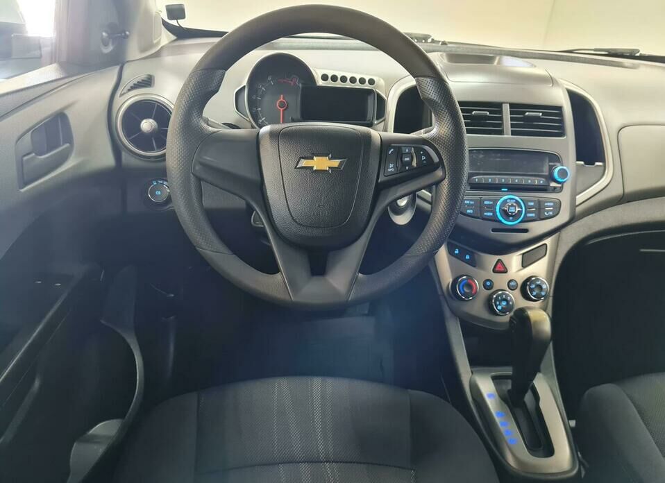 Chevrolet Aveo 1.6 AT (115 л.с.)