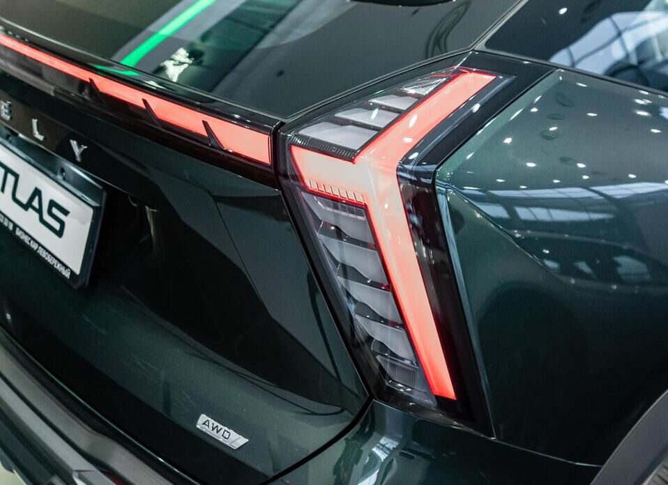 Geely Atlas, II 2.0 AT (200 л.с.) 4WD