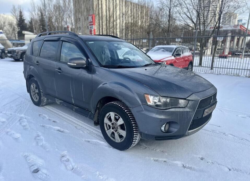 Mitsubishi Outlander, II Рестайлинг 2.0 CVT (147 л.с.) 4WD