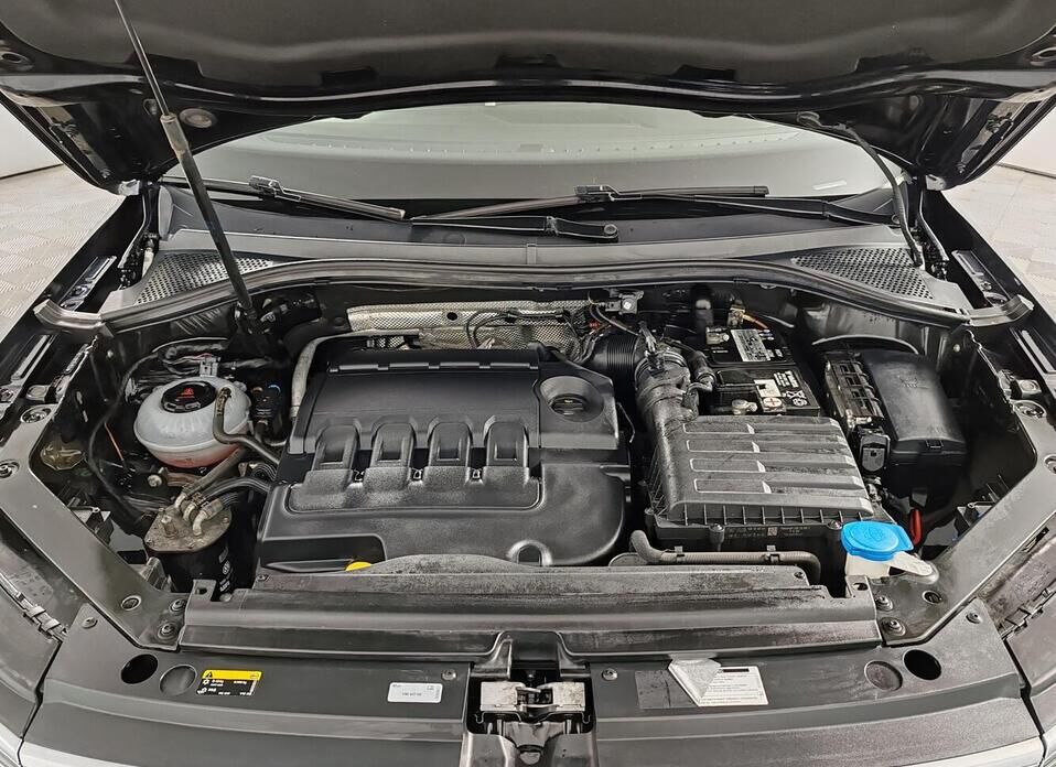 Volkswagen Tiguan 2.0d AMT (150 л.с.) 4WD