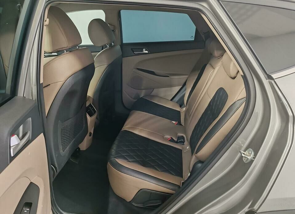 Hyundai Tucson 2.0d AT (185 л.с.) 4WD