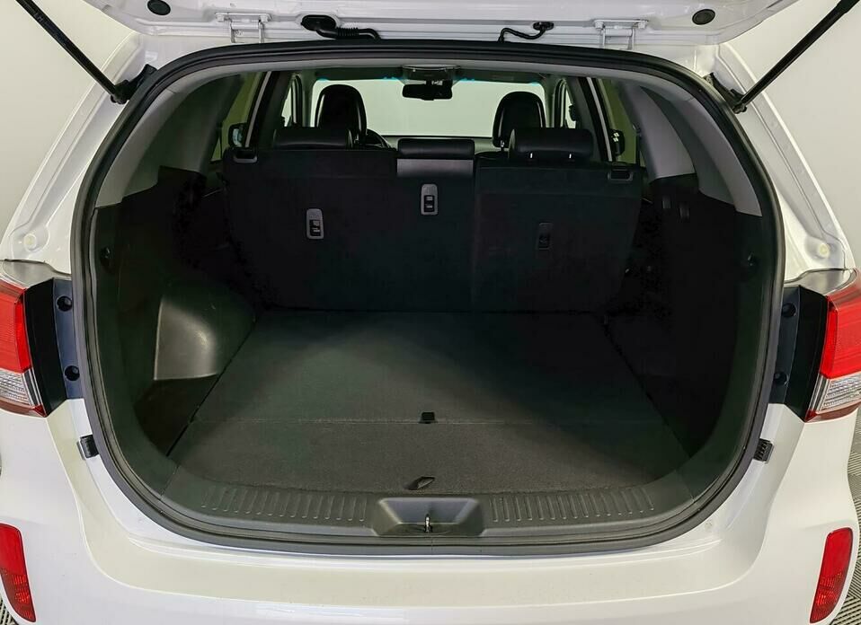 Kia Sorento 2.2d AT (197 л.с.) 4WD