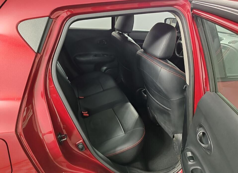 Nissan Juke, I Рестайлинг 1.6 CVT (117 л.с.)