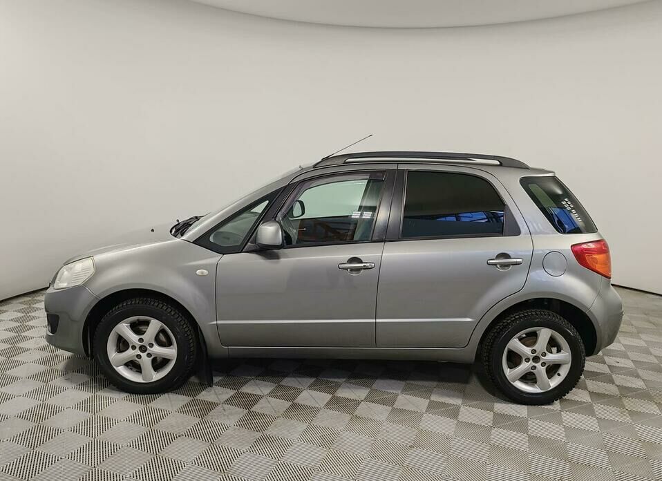 Suzuki SX4 1.6 AT (107 л.с.)
