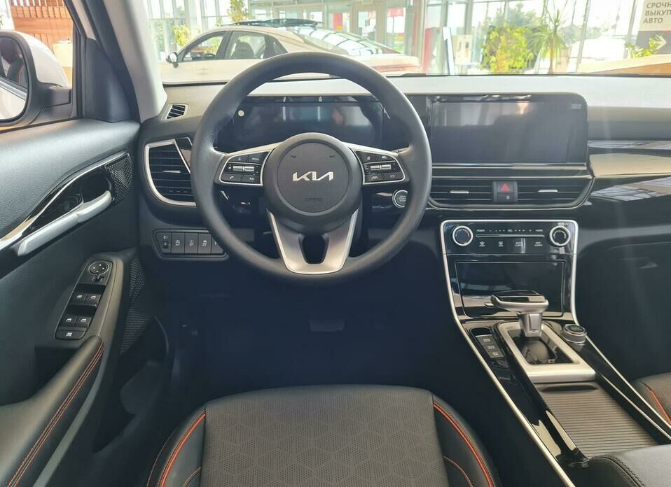 Kia Seltos 1.5 CVT (115 л.с.)