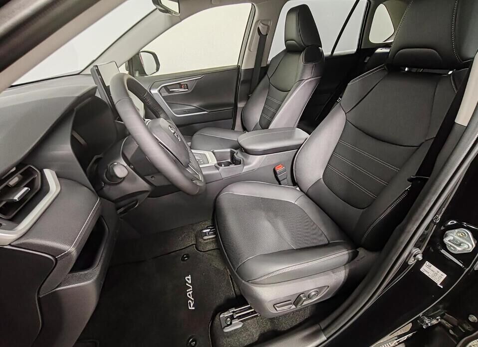 Toyota RAV4, V (XA50) 2.0 CVT (173 л.с.) 4WD