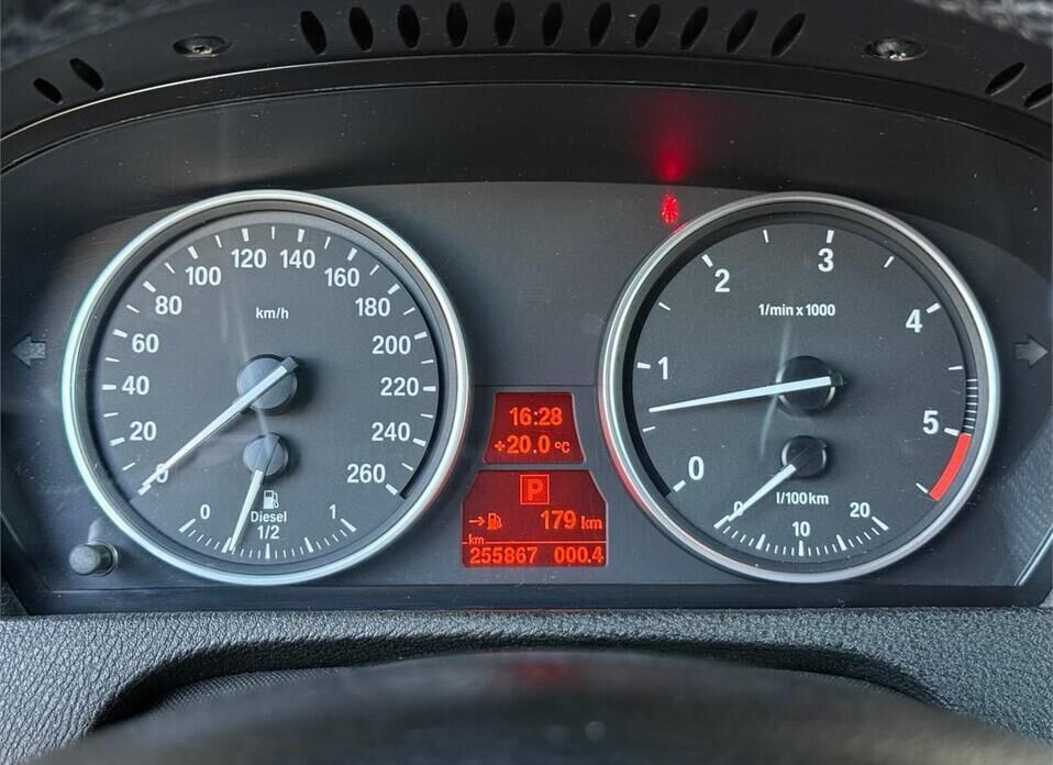 BMW X5, II (E70) Рестайлинг 30d 3.0d AT (245 л.с.) 4WD