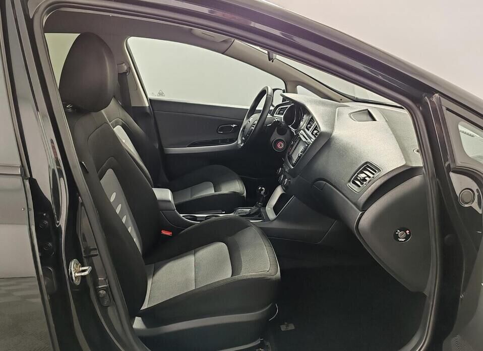 Kia Ceed, II 1.6 AT (129 л.с.)